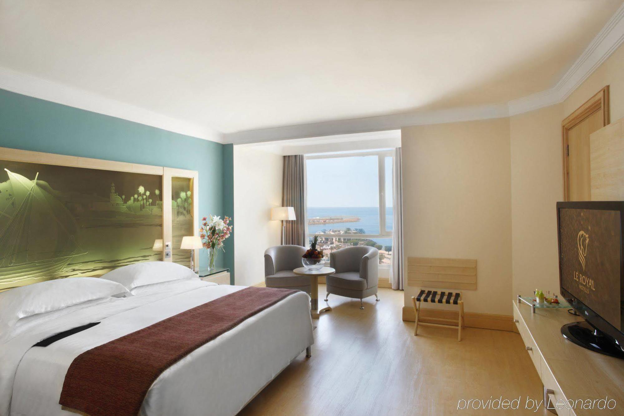 Le Royal Tower Hotel Kuwait City Phòng bức ảnh