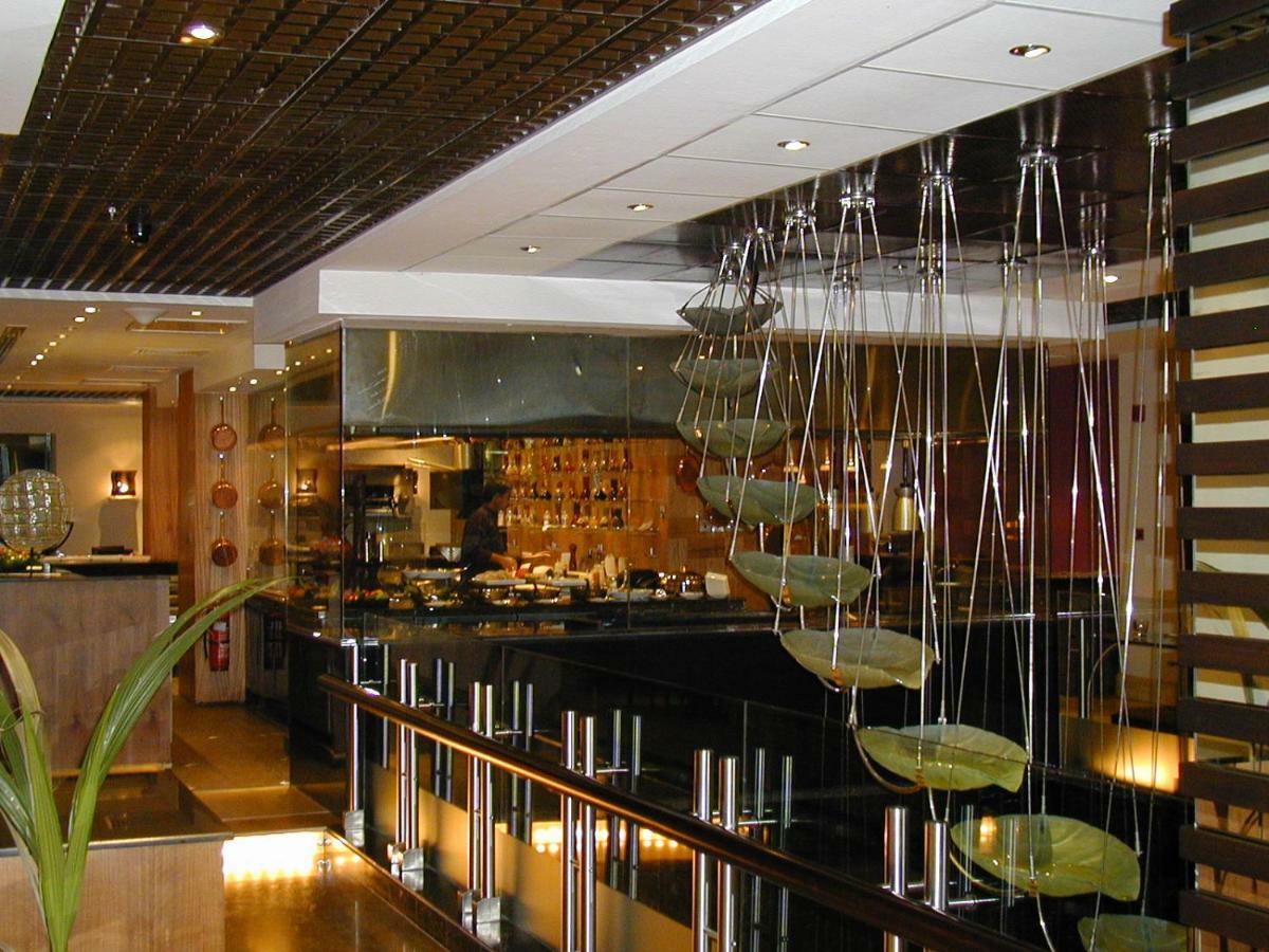 Le Royal Tower Hotel Kuwait City Ngoại thất bức ảnh